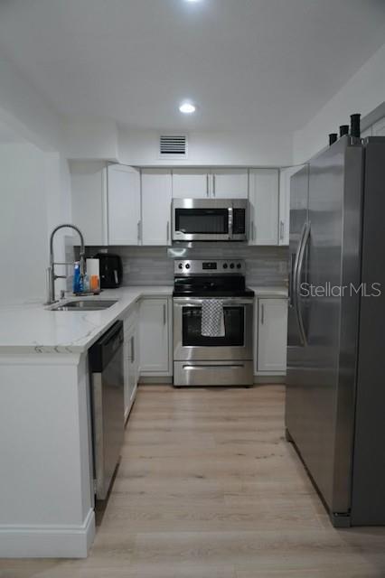 Image 14 of 55 For 16077 Dawnview Drive