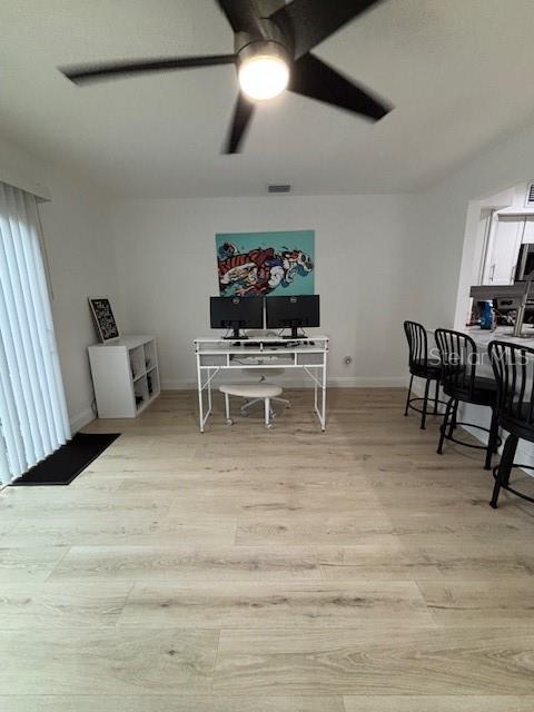 Image 21 of 55 For 16077 Dawnview Drive