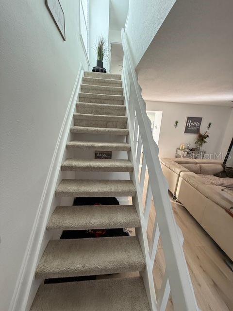 Image 27 of 55 For 16077 Dawnview Drive