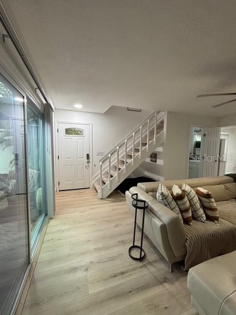 Image 8 of 55 For 16077 Dawnview Drive