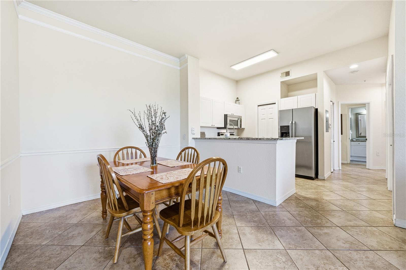 Image 11 of 54 For 5140 Northridge Road 306