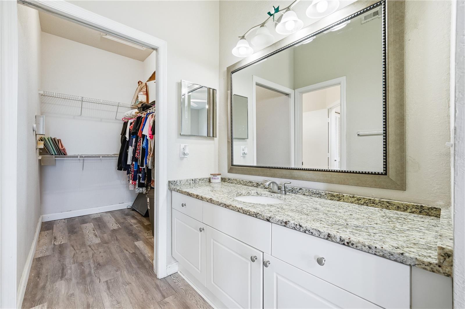 Image 25 of 54 For 5140 Northridge Road 306