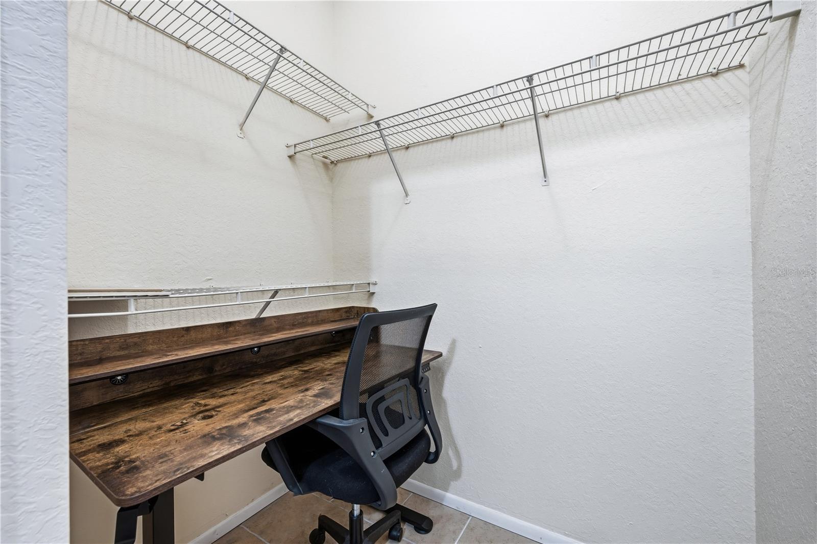 Image 31 of 54 For 5140 Northridge Road 306