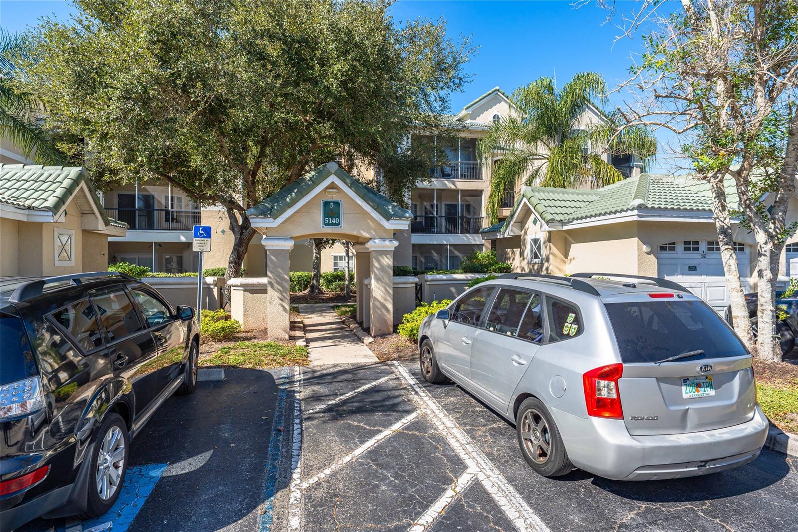 Image 43 of 54 For 5140 Northridge Road 306