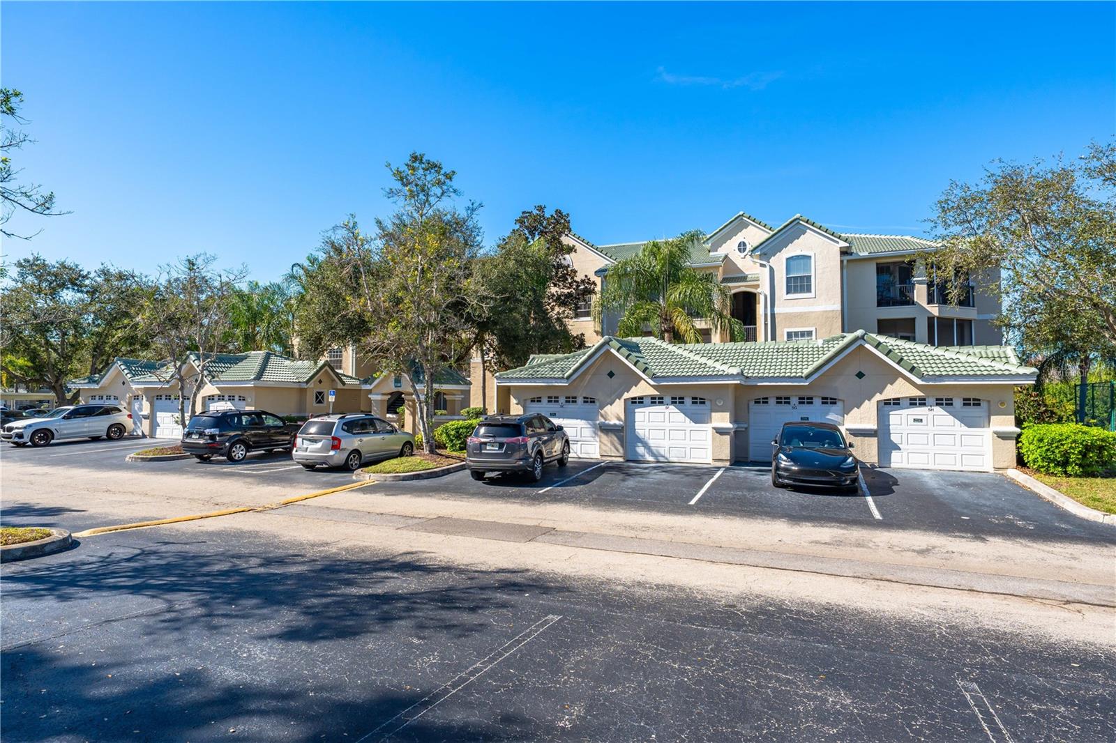 Image 44 of 54 For 5140 Northridge Road 306