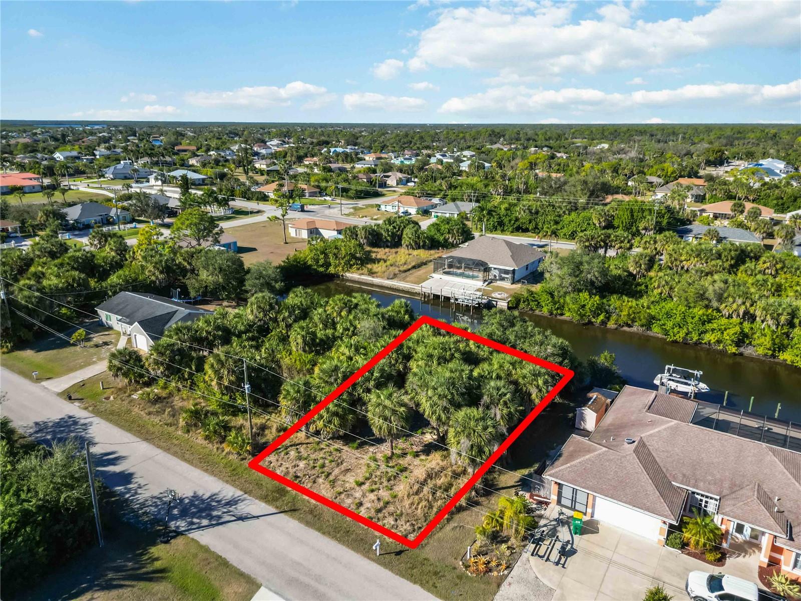 Image 3 of 17 For 18034 Avonsdale