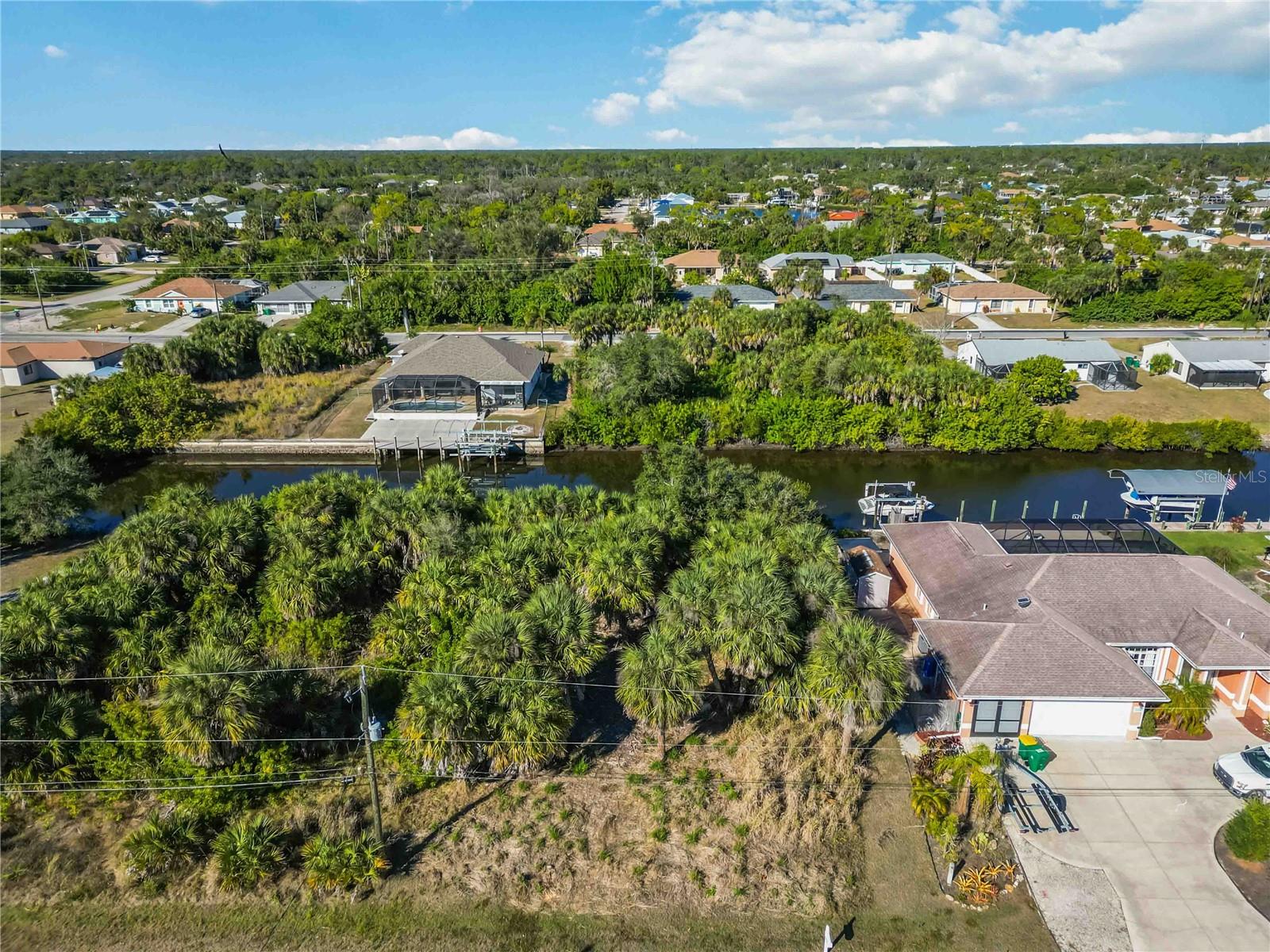 Image 5 of 17 For 18034 Avonsdale