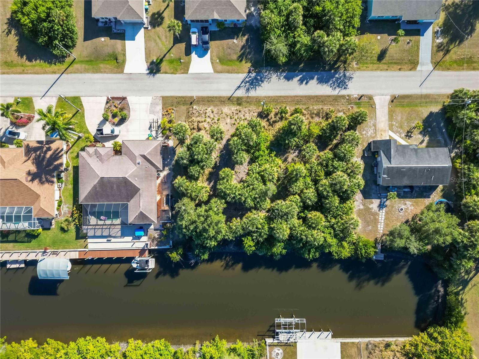 Image 8 of 17 For 18034 Avonsdale