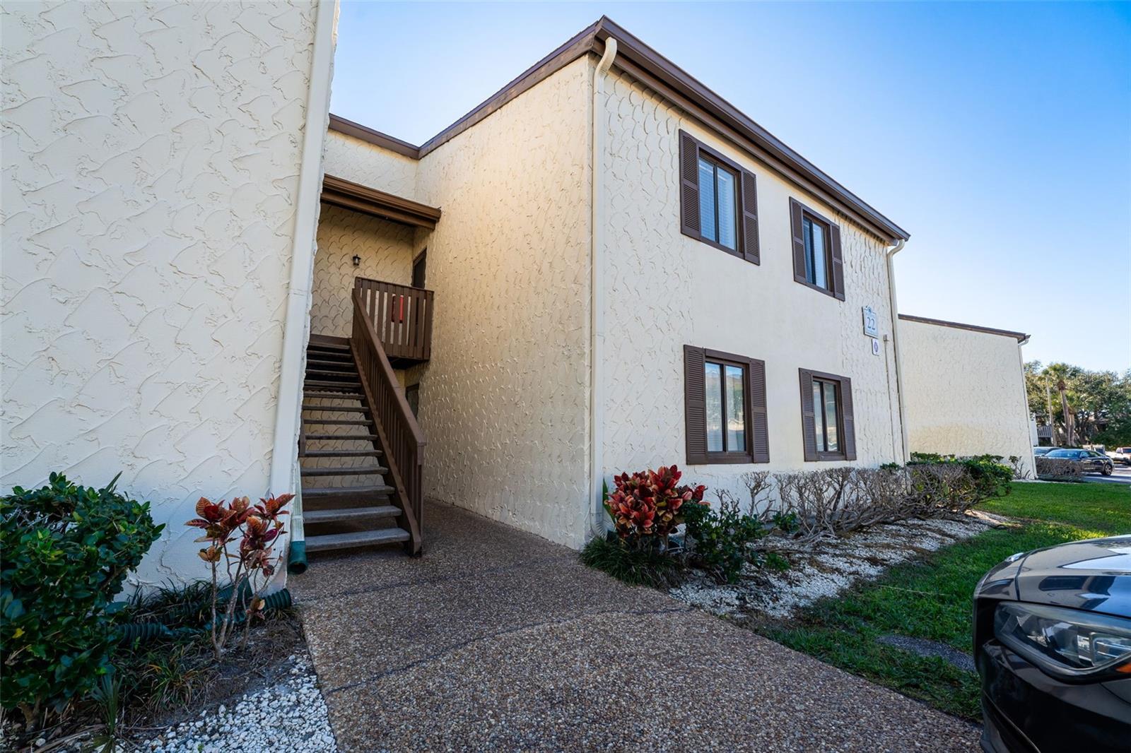 Image 2 of 39 For 724 115th Avenue N 2202