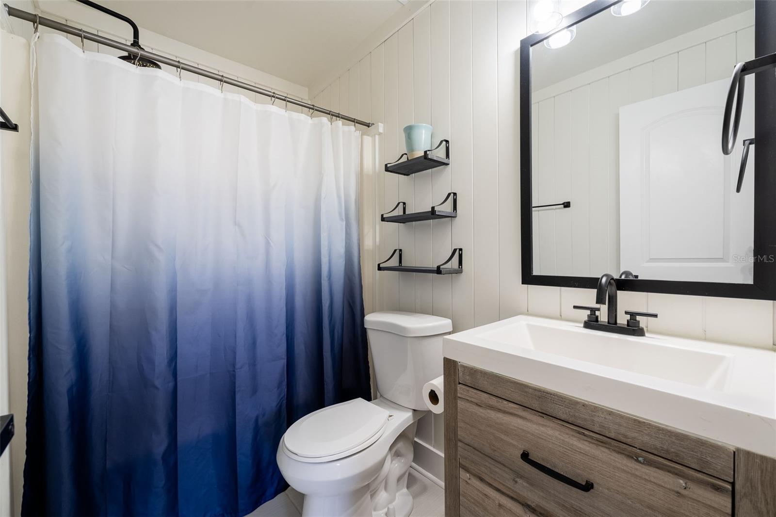 Image 28 of 39 For 724 115th Avenue N 2202