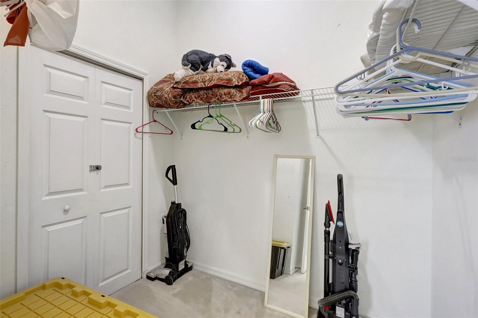 Listing photo id 15 for 4805 Bookelia Circle