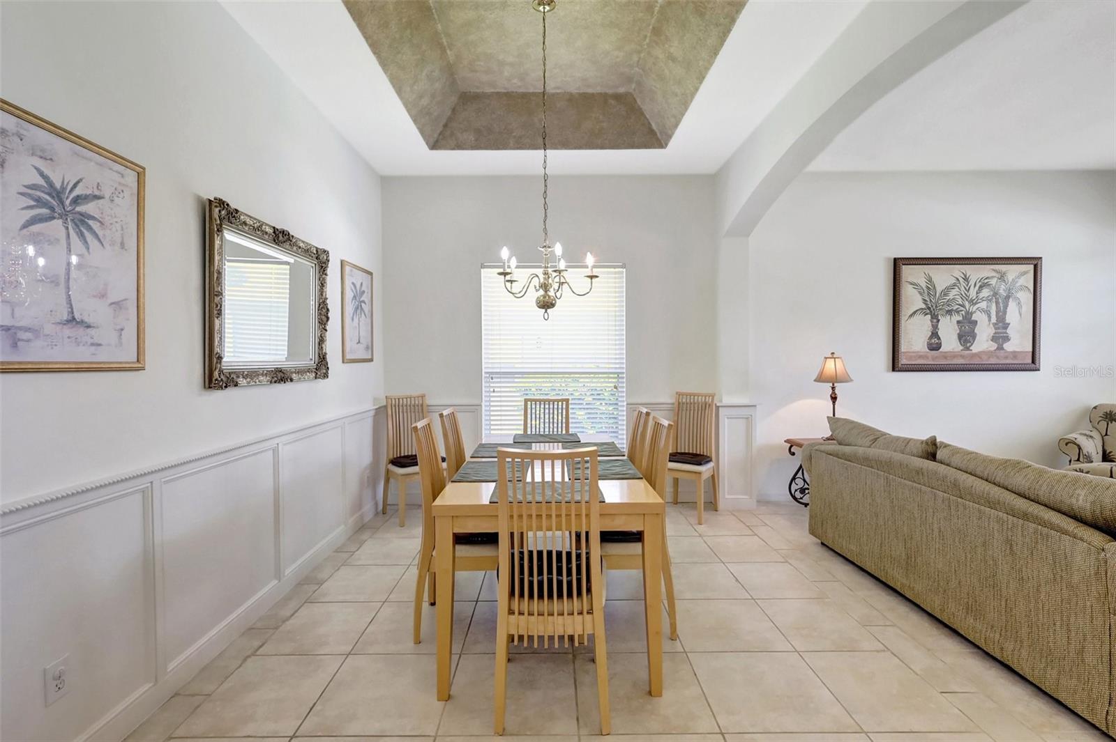 Listing photo id 16 for 4805 Bookelia Circle