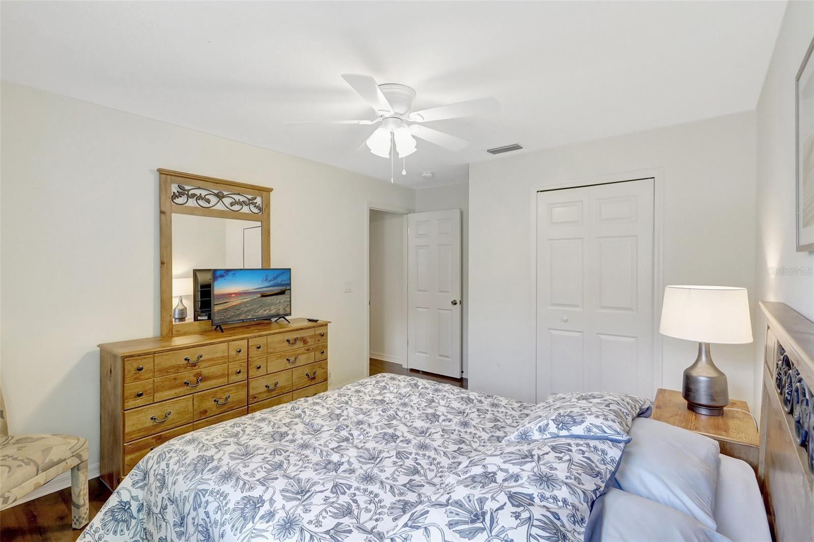 Listing photo id 21 for 4805 Bookelia Circle