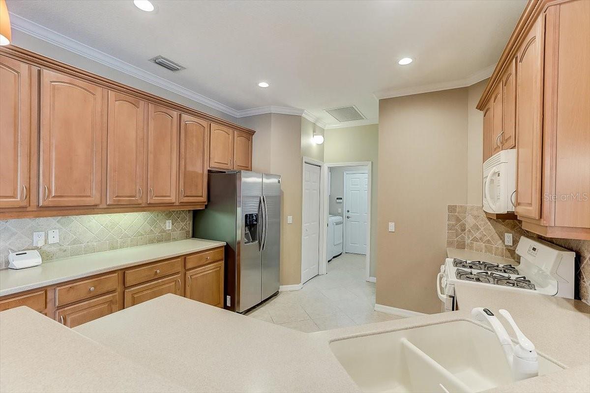 Image 11 of 40 For 6214 Warbler Lane