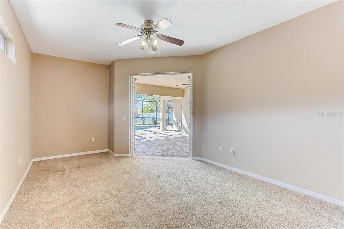 Image 18 of 40 For 6214 Warbler Lane