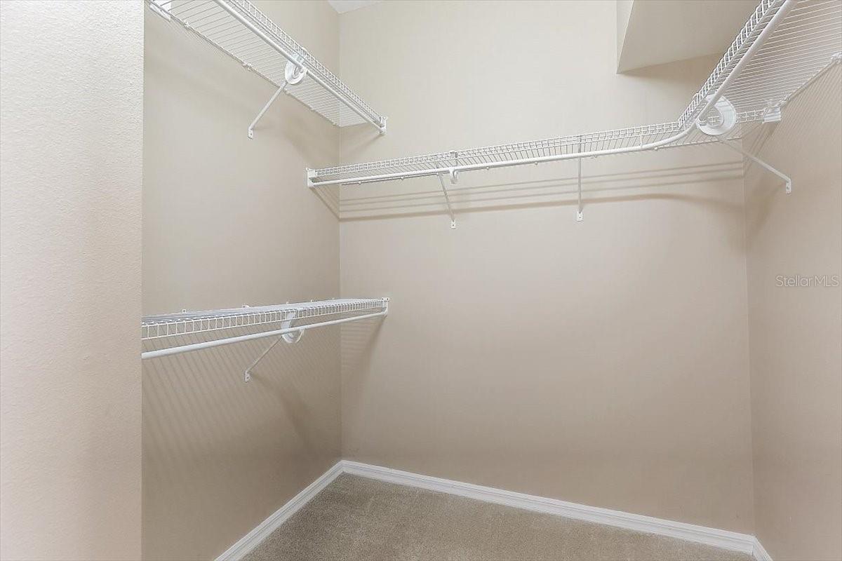 Image 21 of 40 For 6214 Warbler Lane