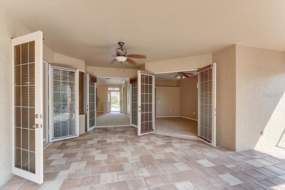 Image 31 of 40 For 6214 Warbler Lane