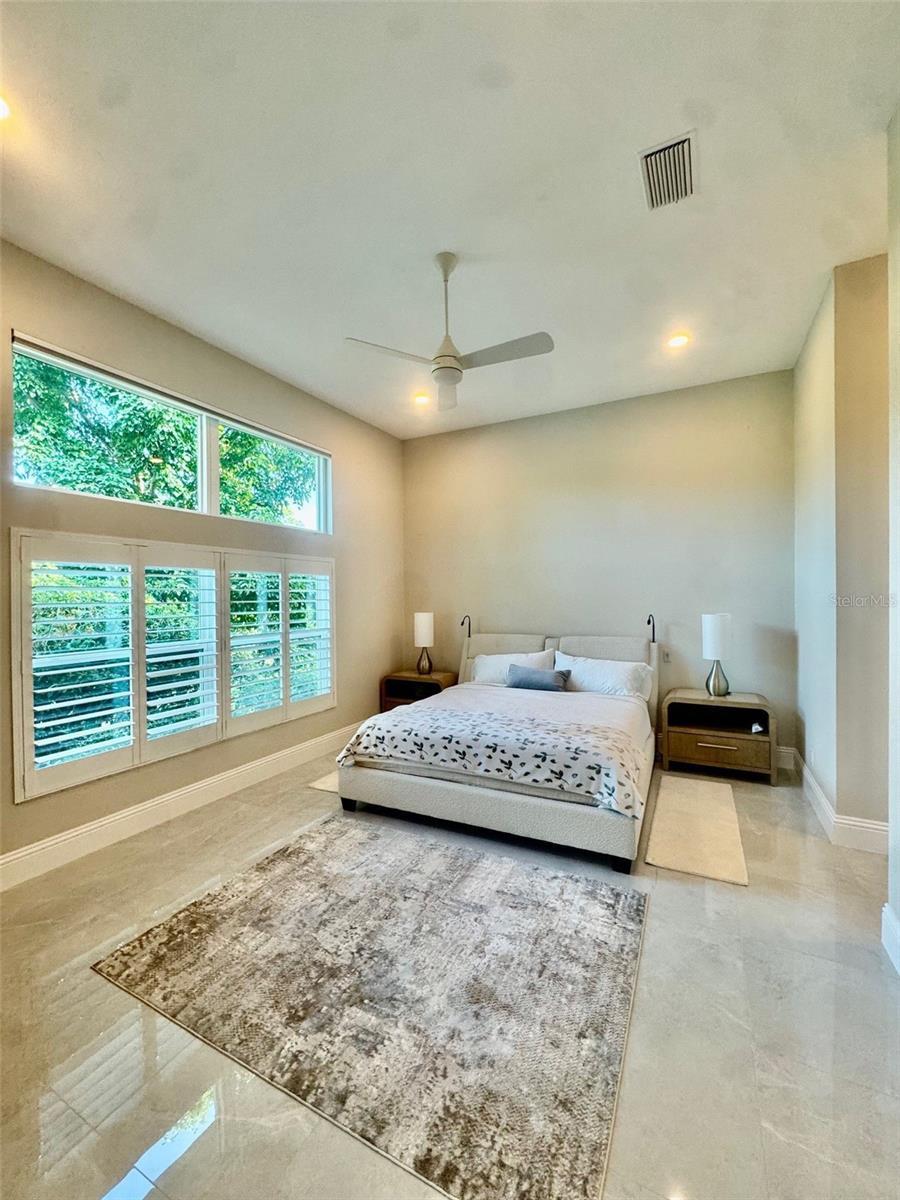 Image 11 of 24 For 32 Bayhead Lane