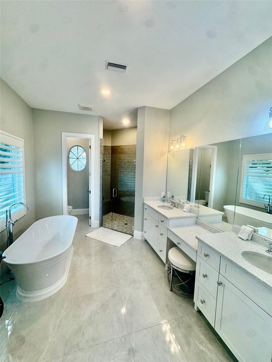 Image 12 of 24 For 32 Bayhead Lane