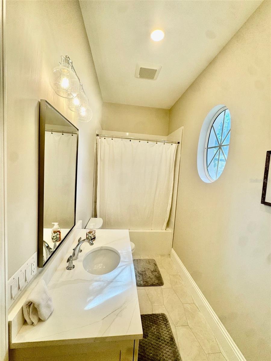 Image 16 of 24 For 32 Bayhead Lane