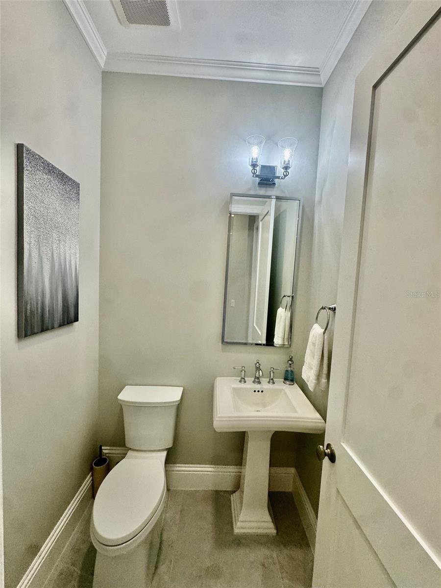 Image 17 of 24 For 32 Bayhead Lane