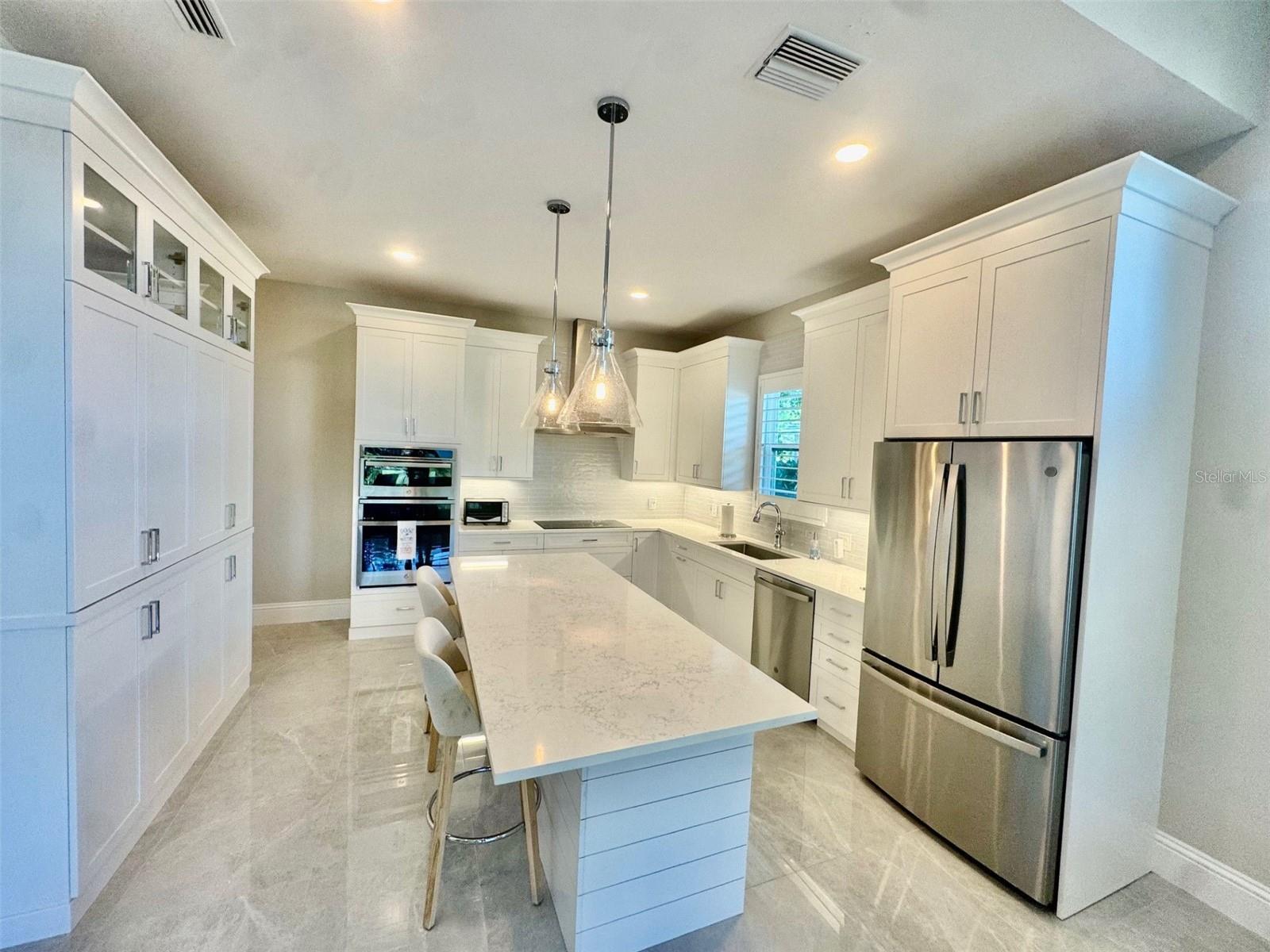 Image 6 of 24 For 32 Bayhead Lane