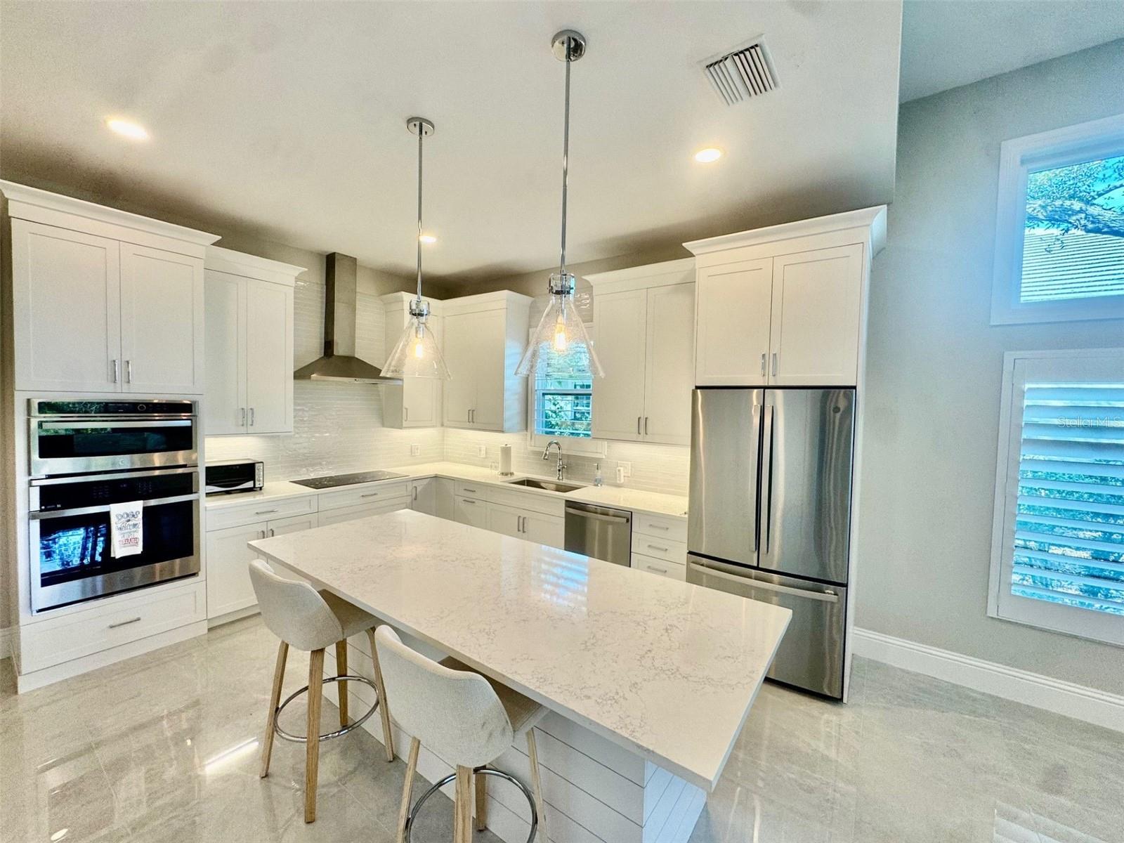 Image 8 of 24 For 32 Bayhead Lane