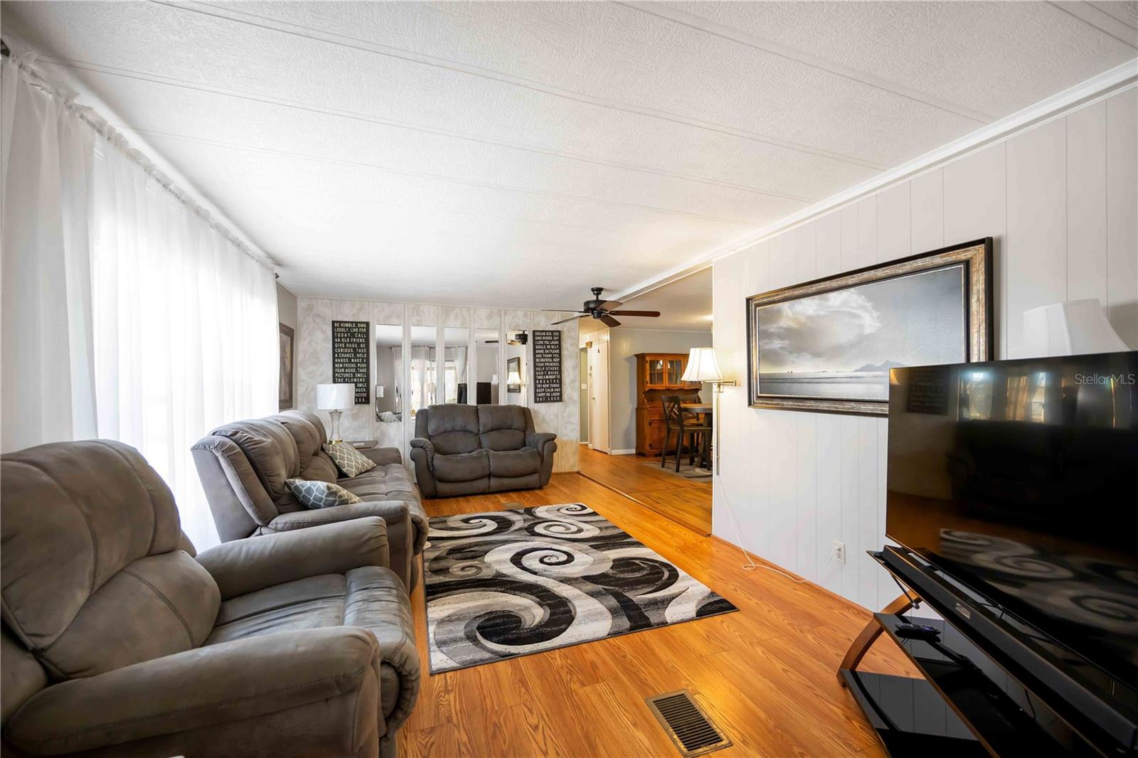 Image 10 of 34 For 10303 Burnt Store Road 169