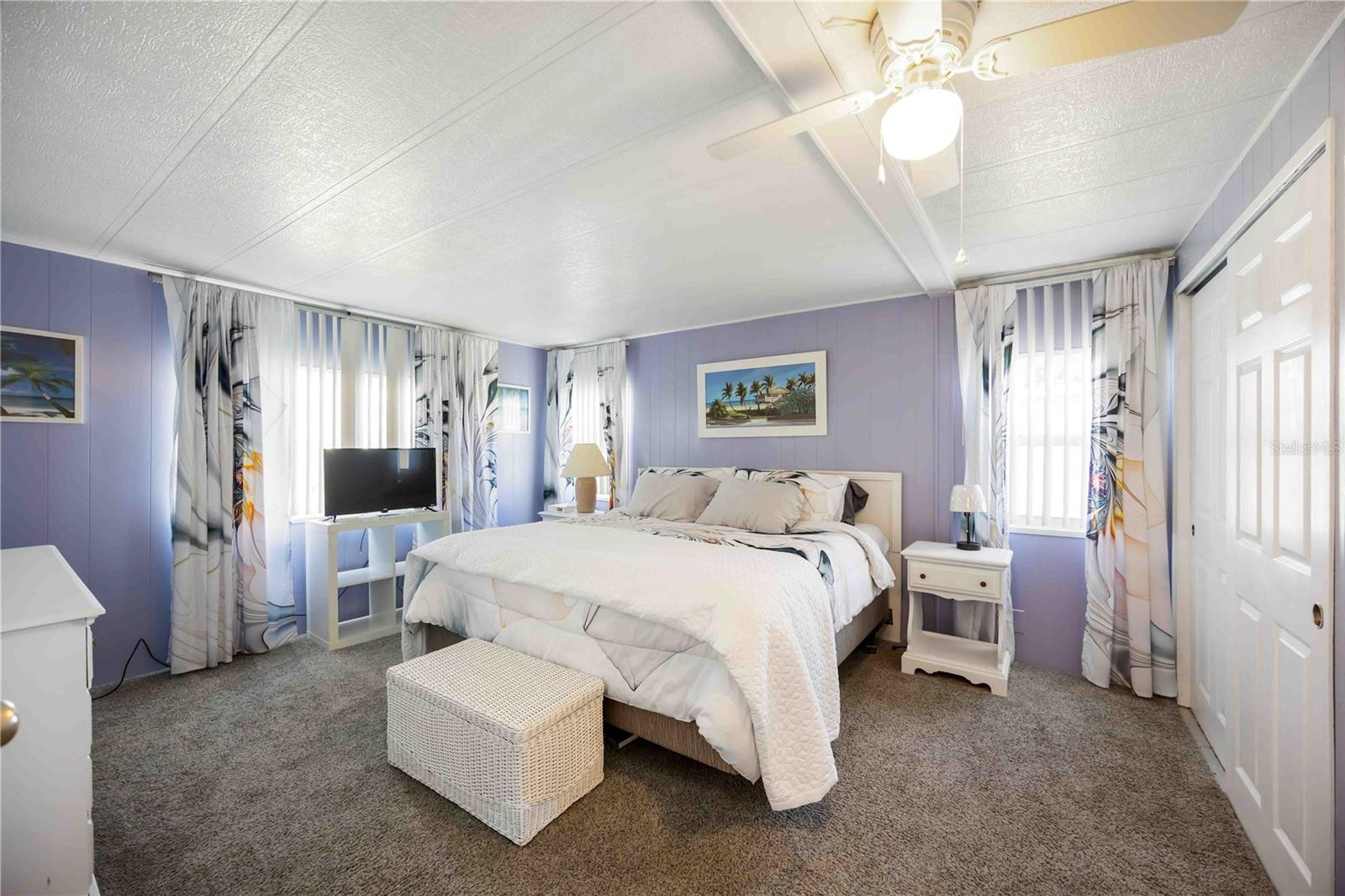 Image 18 of 34 For 10303 Burnt Store Road 169