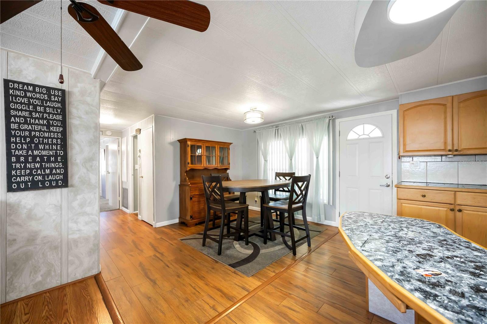 Image 8 of 34 For 10303 Burnt Store Road 169