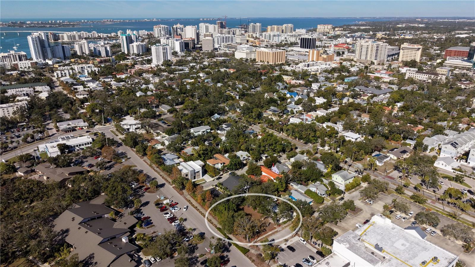 Image 2 of 8 For 654 Lafayette Court