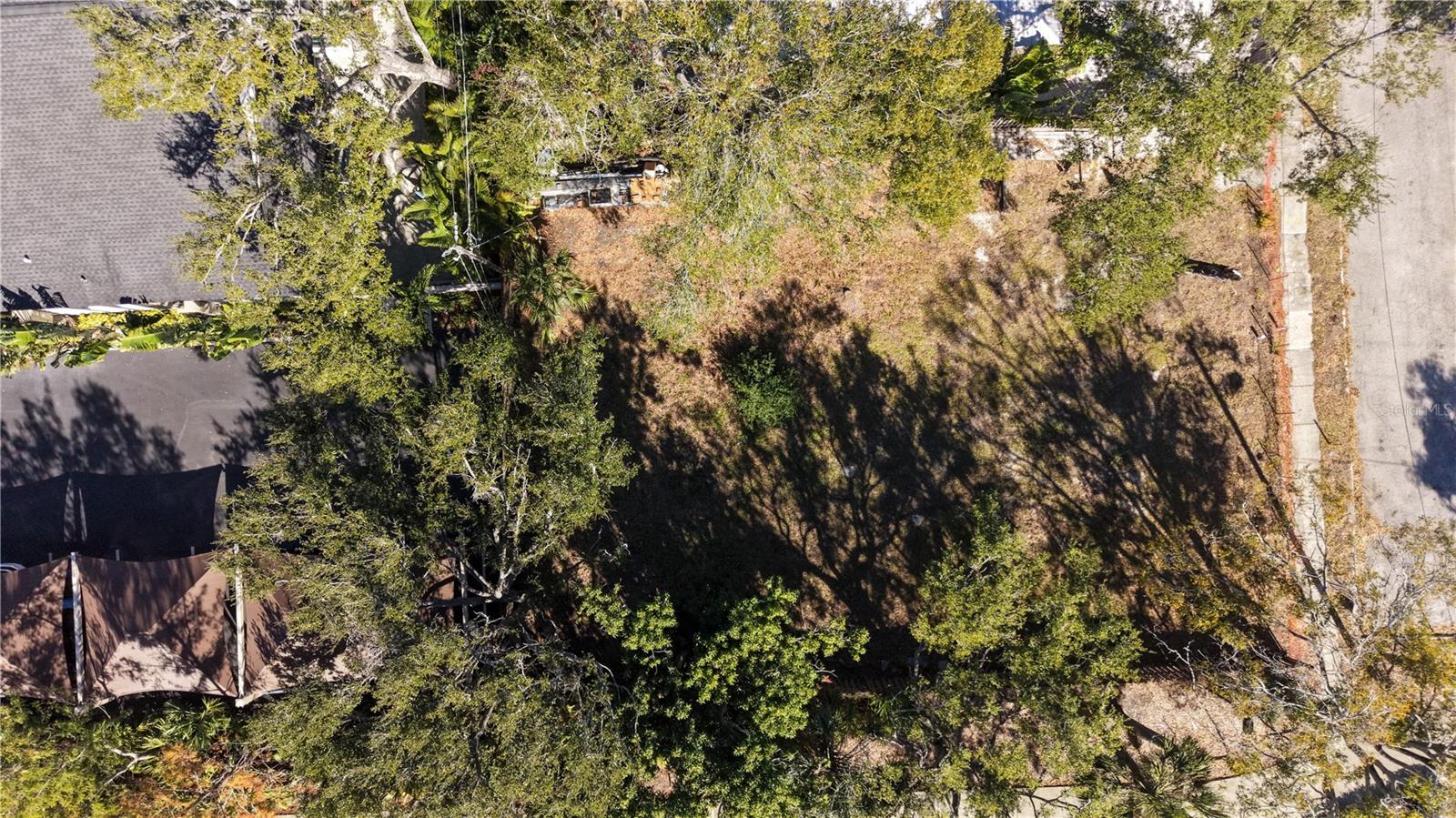 Image 7 of 8 For 654 Lafayette Court