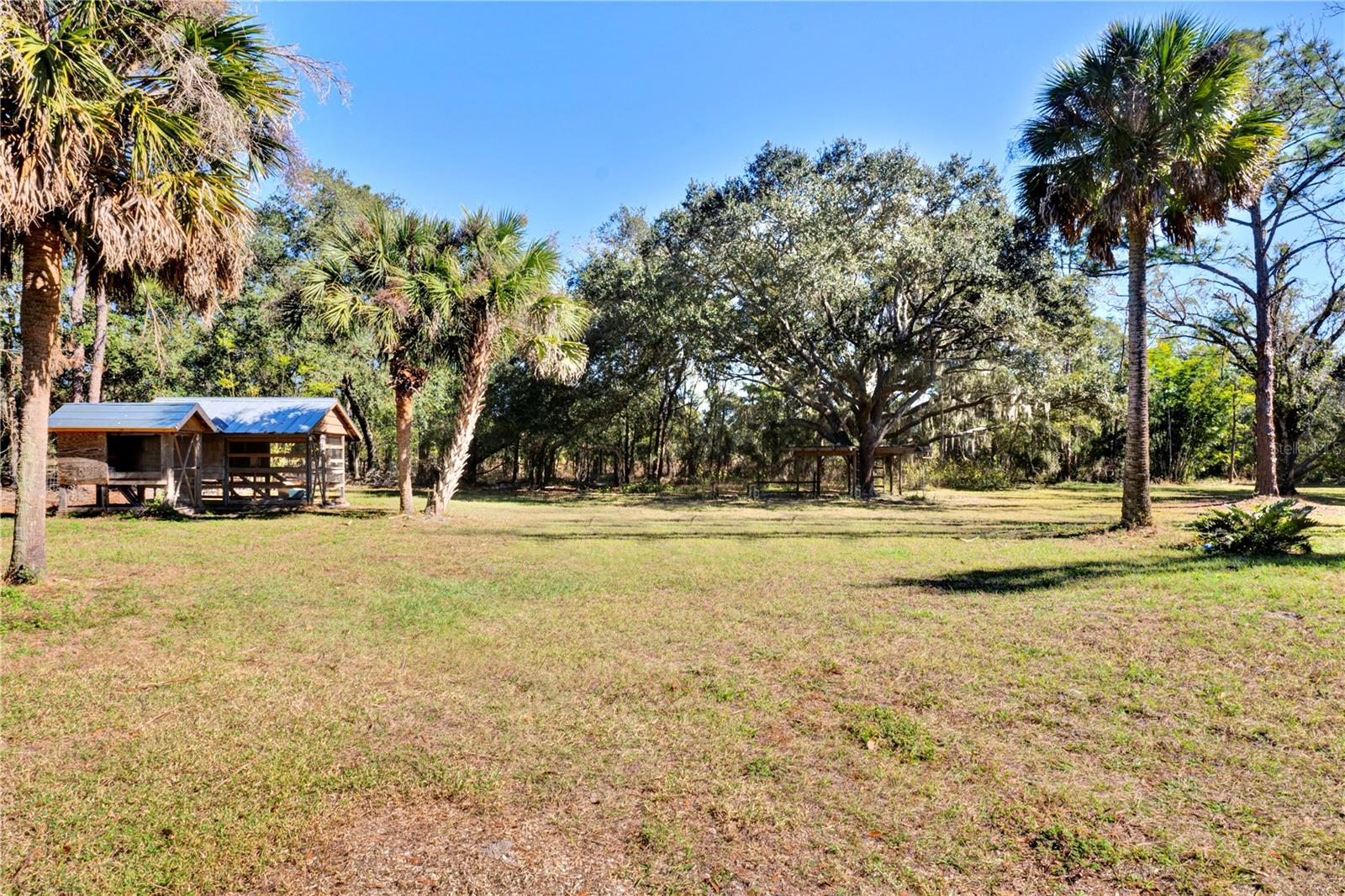 Image 26 of 40 For 16418 Winburn Drive