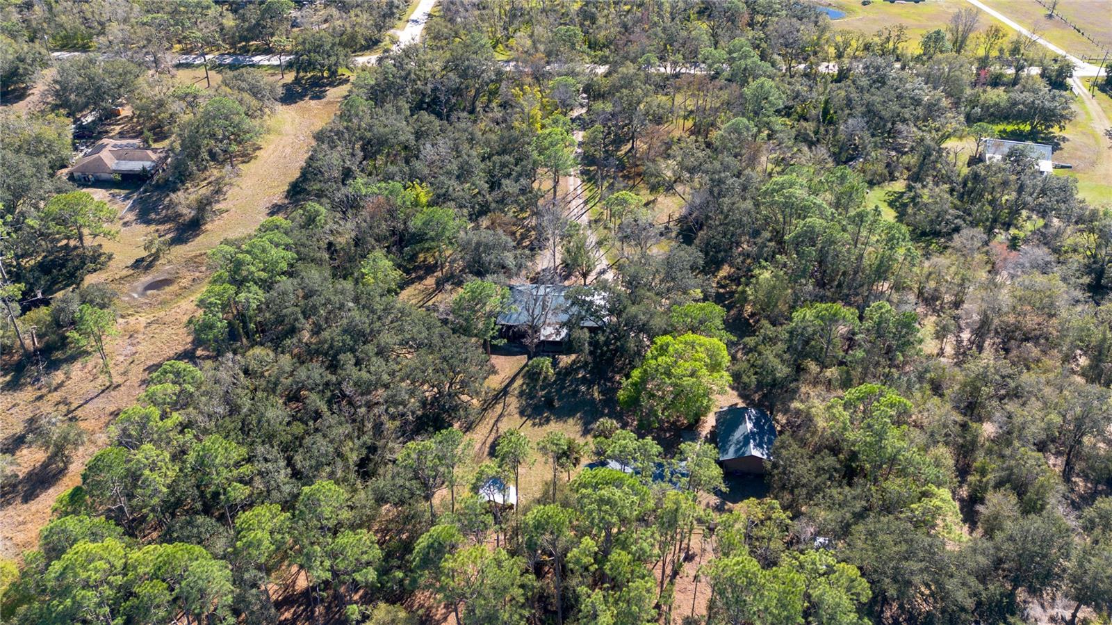 Image 28 of 40 For 16418 Winburn Drive