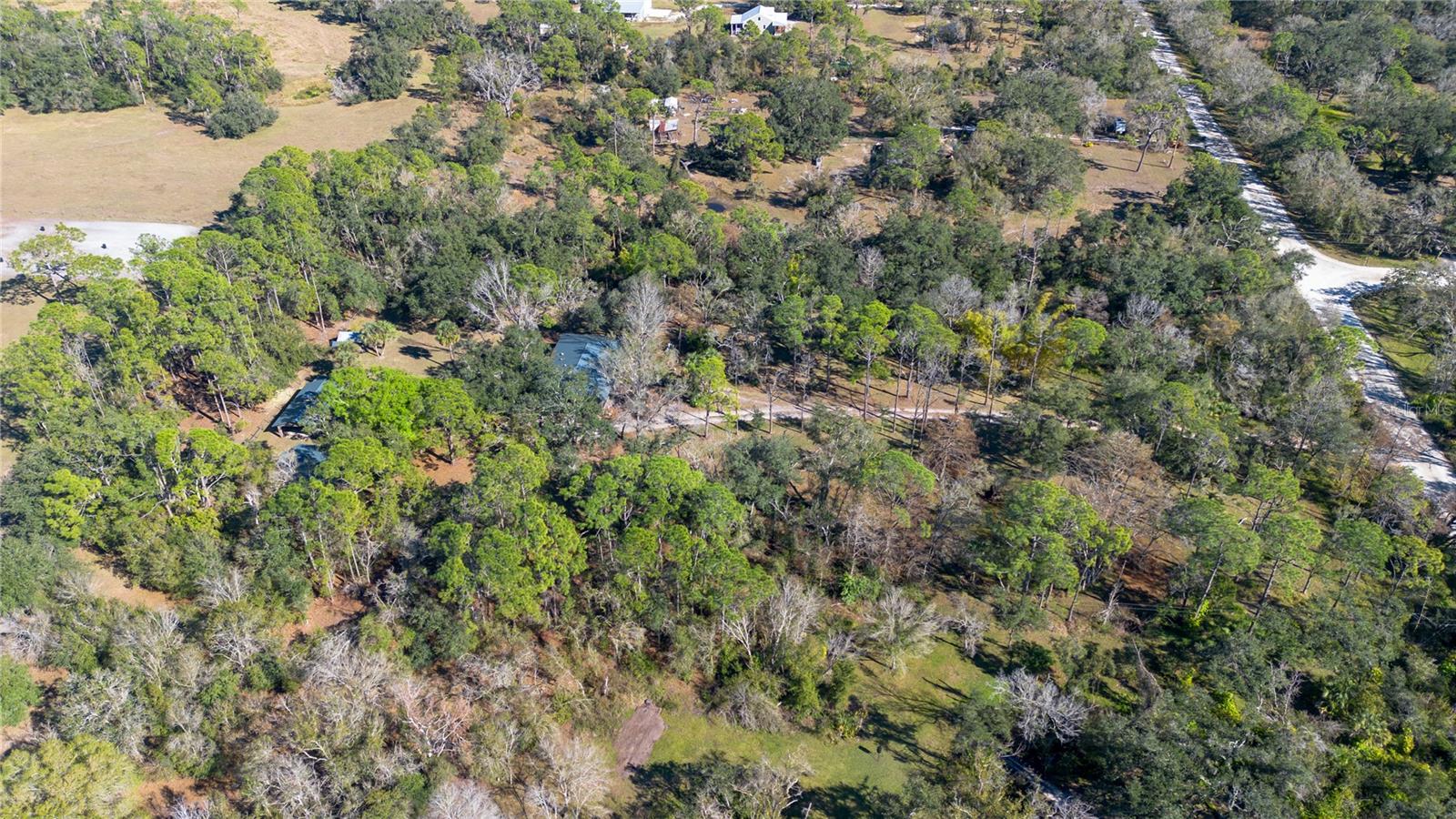 Image 29 of 40 For 16418 Winburn Drive