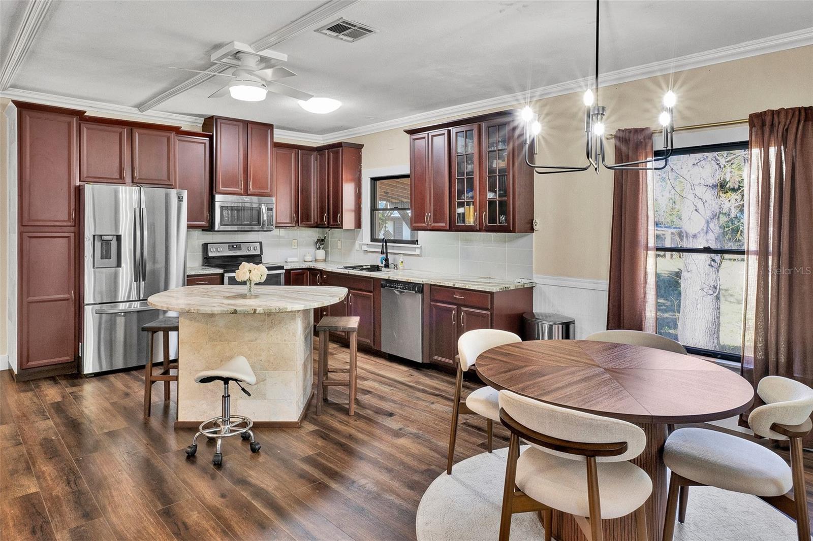 Image 7 of 40 For 16418 Winburn Drive