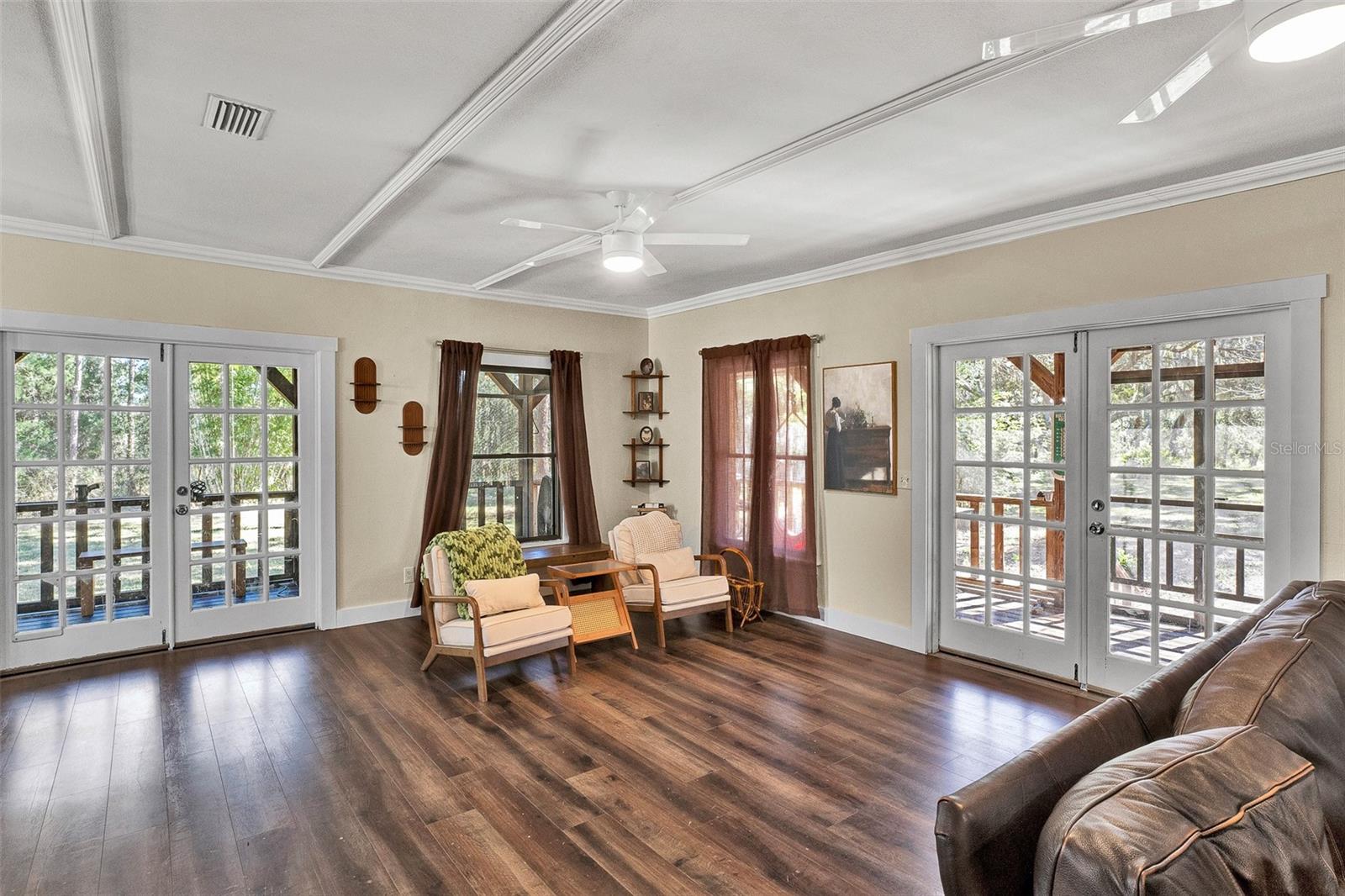 Image 9 of 40 For 16418 Winburn Drive