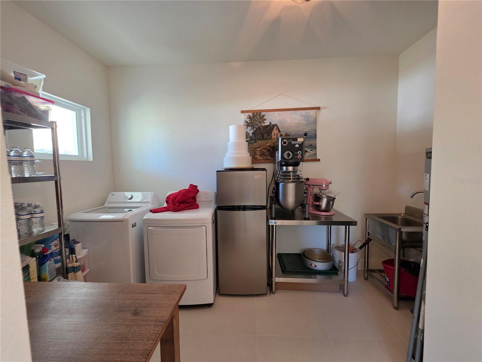 Image 14 of 19 For 359 Terminal Avenue