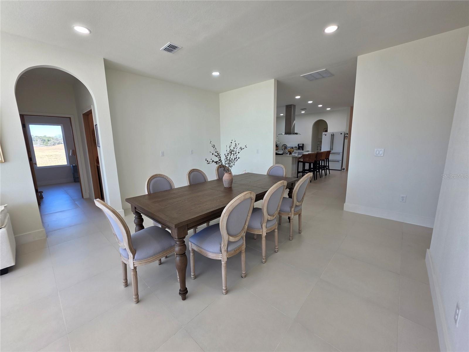 Image 5 of 19 For 359 Terminal Avenue