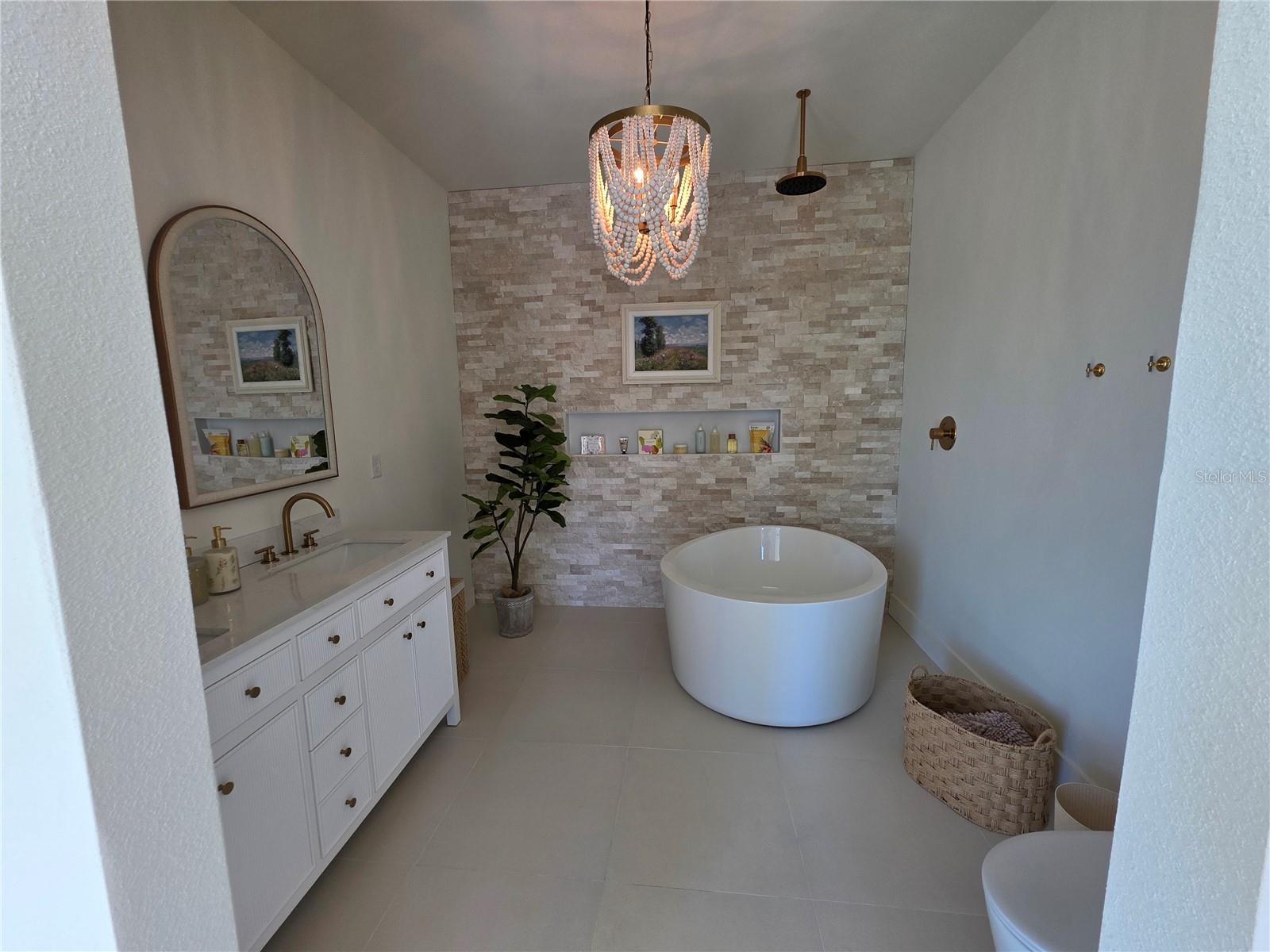 Image 7 of 19 For 359 Terminal Avenue