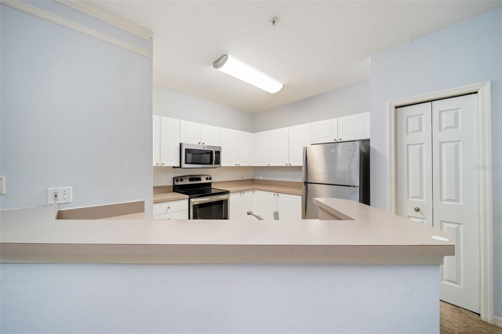 Image 8 of 30 For 5134 Northridge Road 206