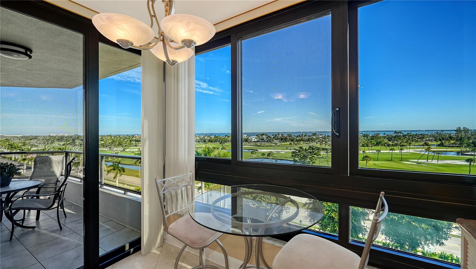 Image 14 of 46 For 585 Sanctuary Drive B502