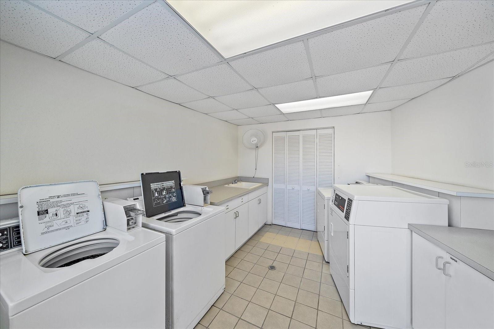 Image 31 of 35 For 100 Sands Point Road 223