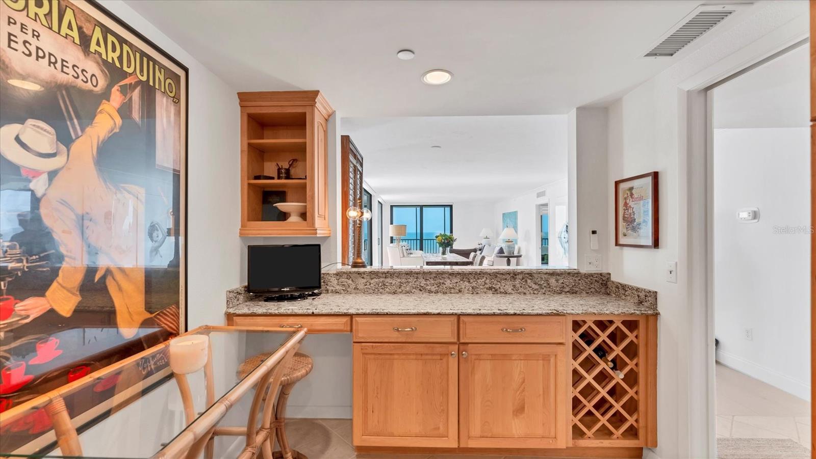 Image 13 of 54 For 1100 Benjamin Franklin Drive 603