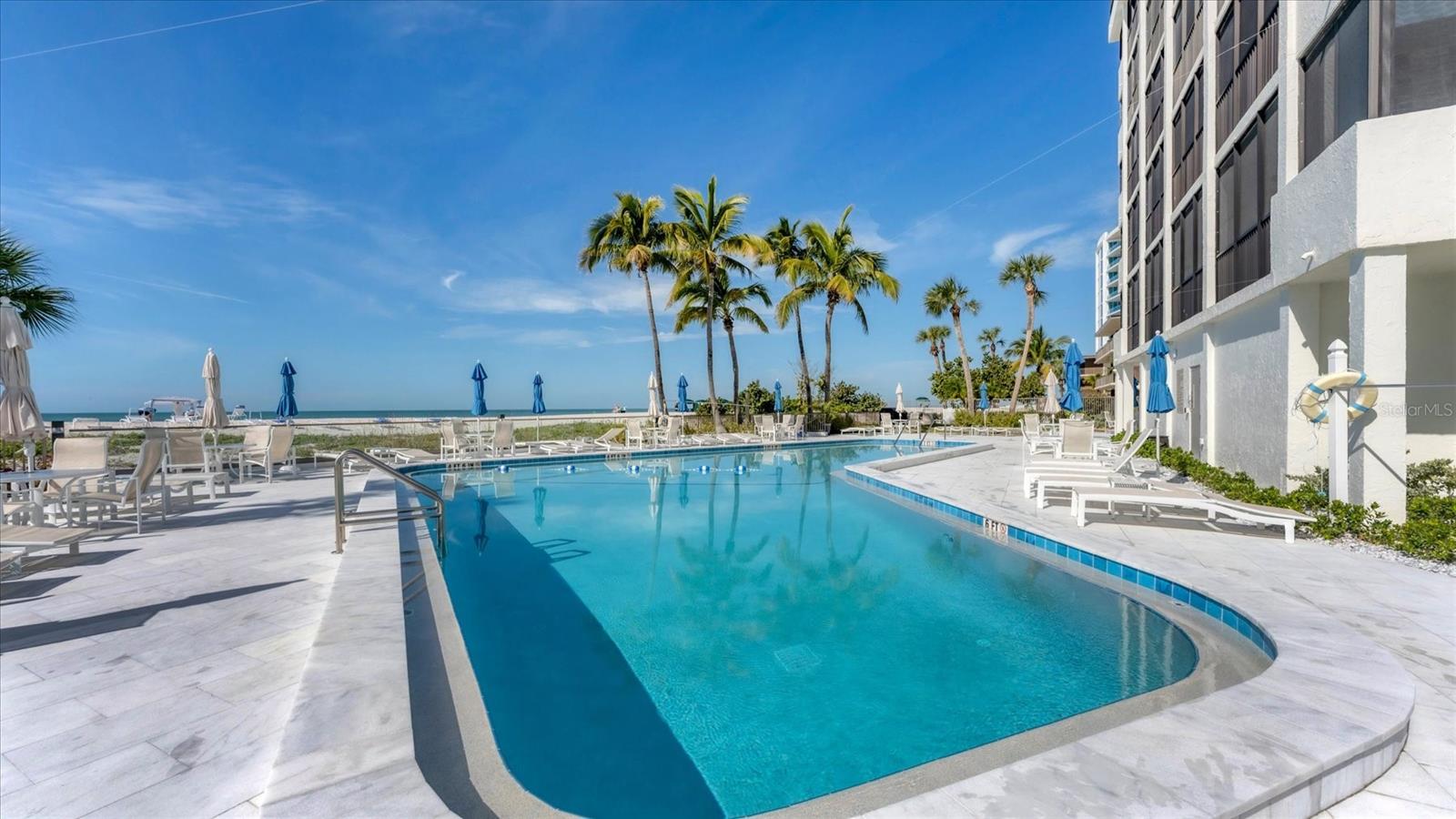 Image 42 of 54 For 1100 Benjamin Franklin Drive 603