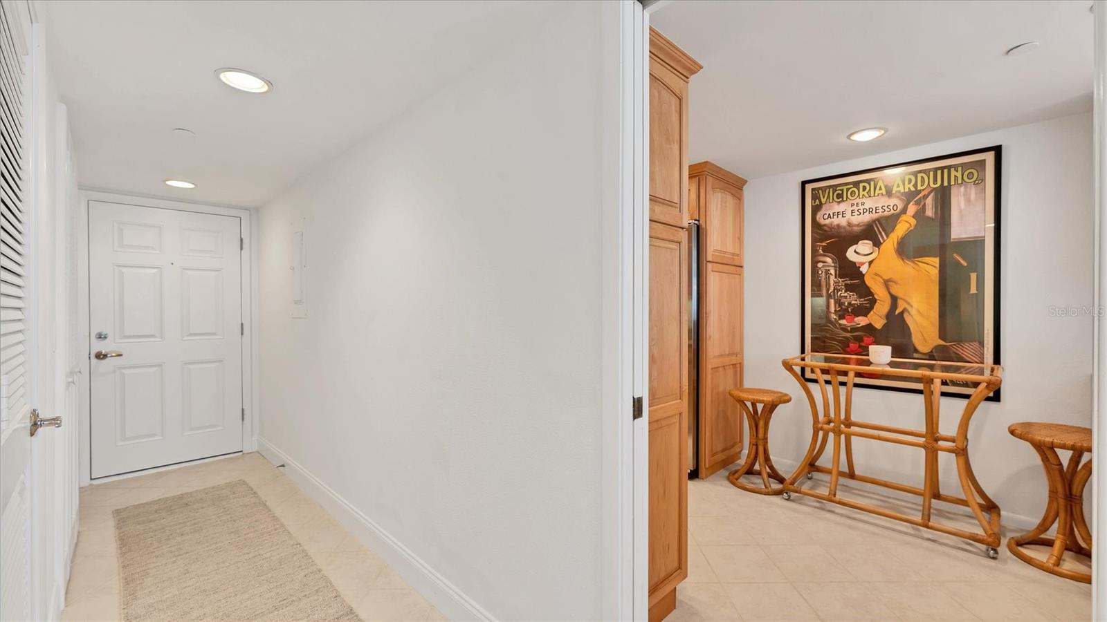 Image 9 of 54 For 1100 Benjamin Franklin Drive 603