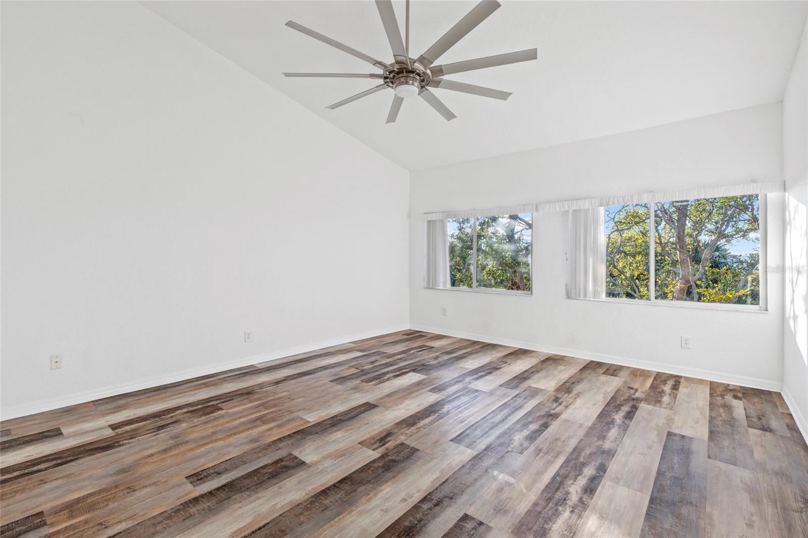 Image 16 of 26 For 4610 Mirabella Court