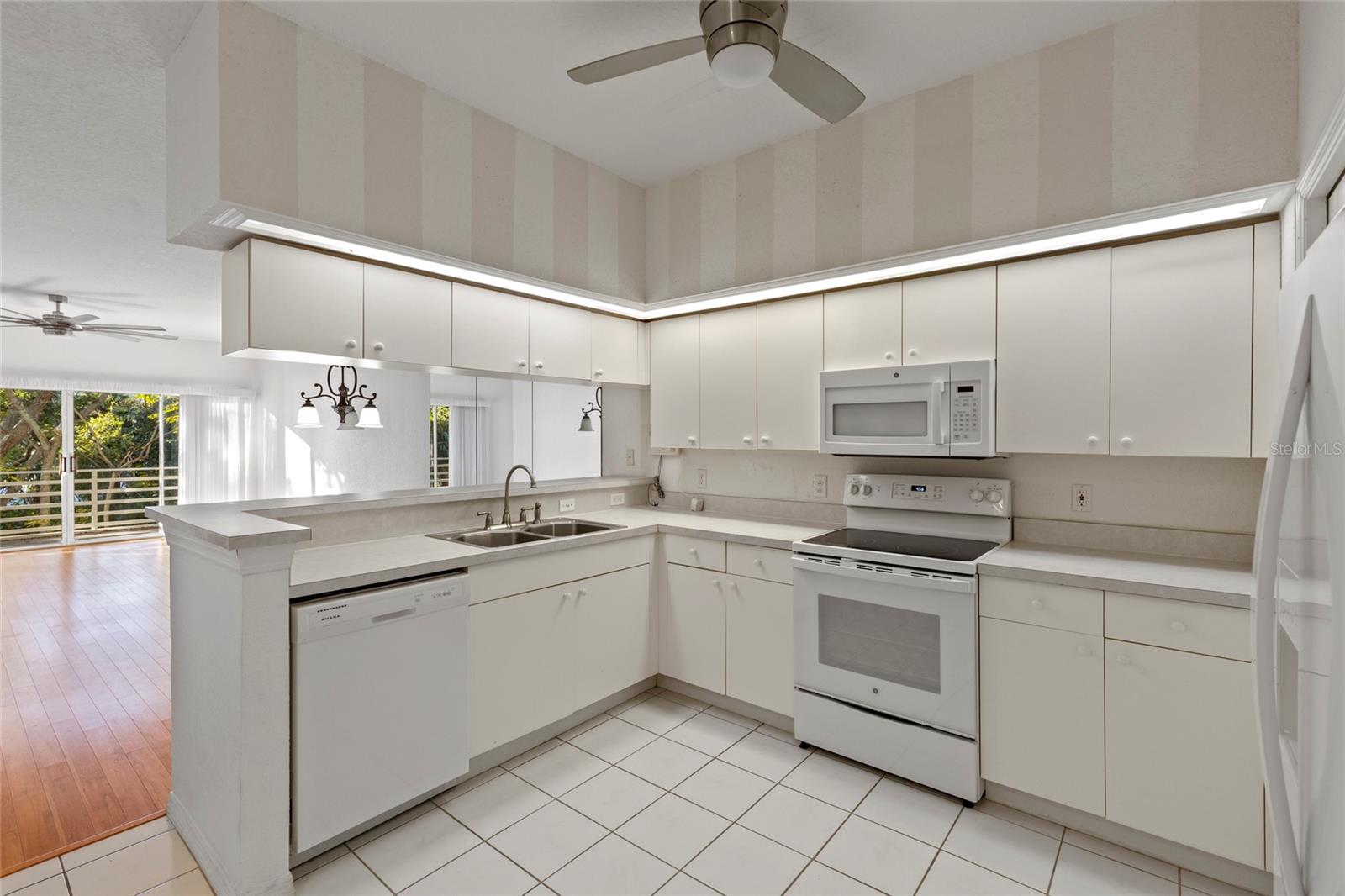 Image 2 of 26 For 4610 Mirabella Court