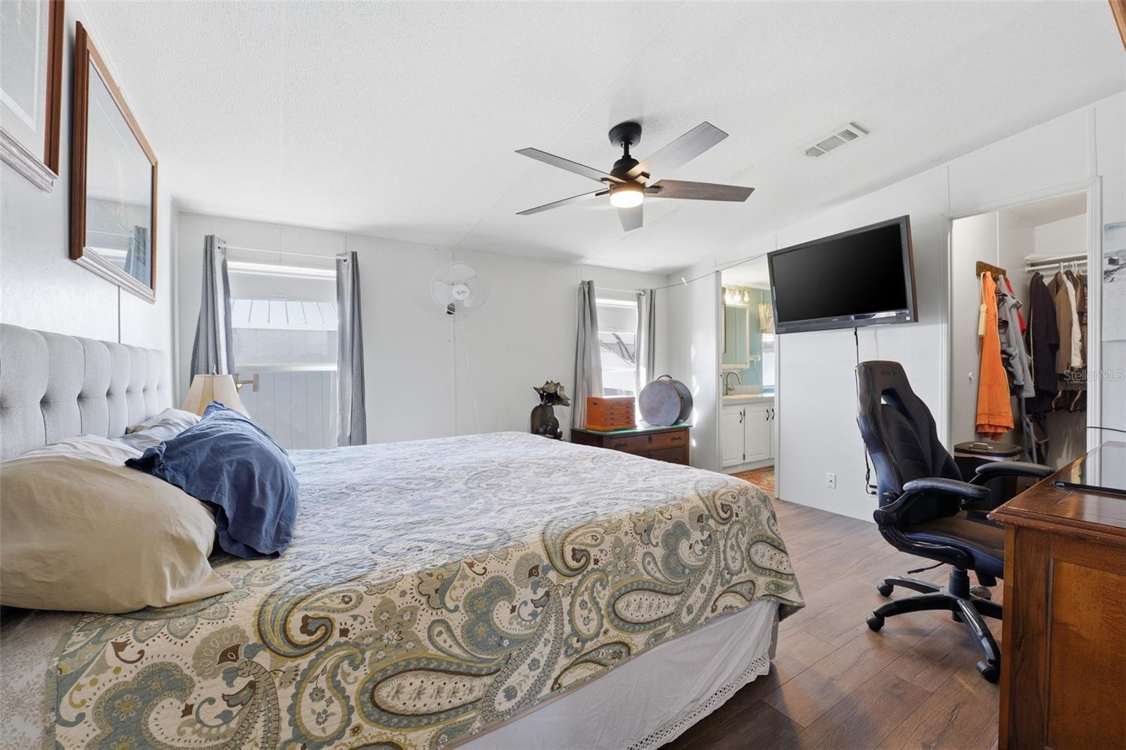 Image 20 of 41 For 11269 Welch Avenue