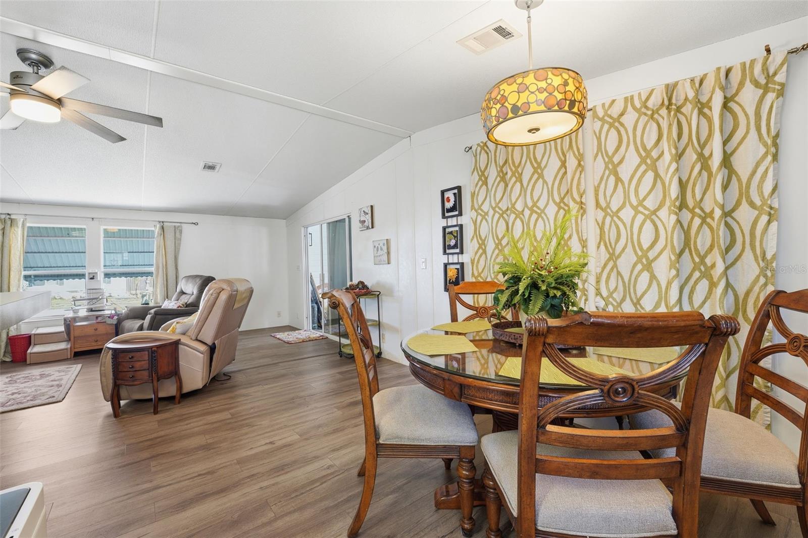 Image 9 of 41 For 11269 Welch Avenue